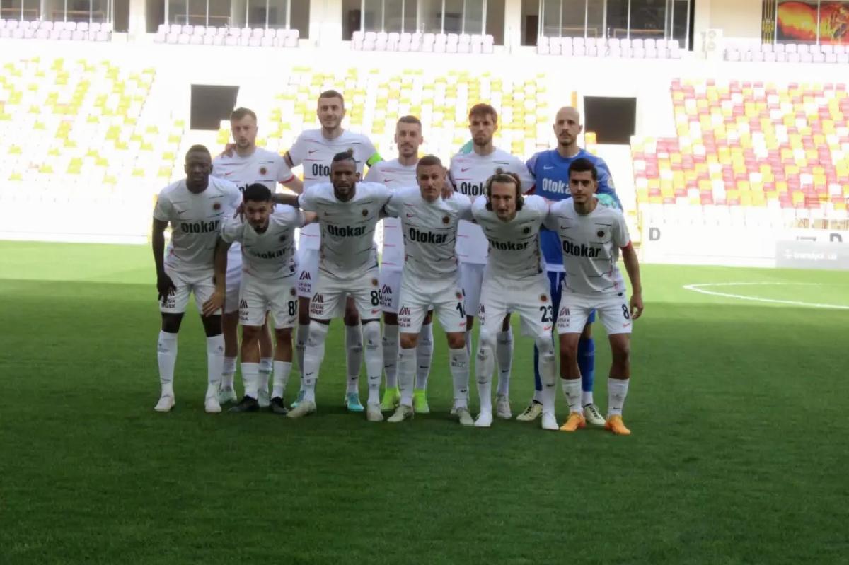 Gençlerbirliği 5-0 ile Harika Lig’e Yükseldi