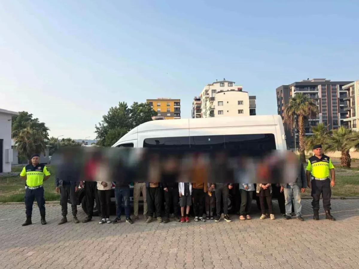 Germencik’te 21 Sistemsiz Göçmen Yakalandı
