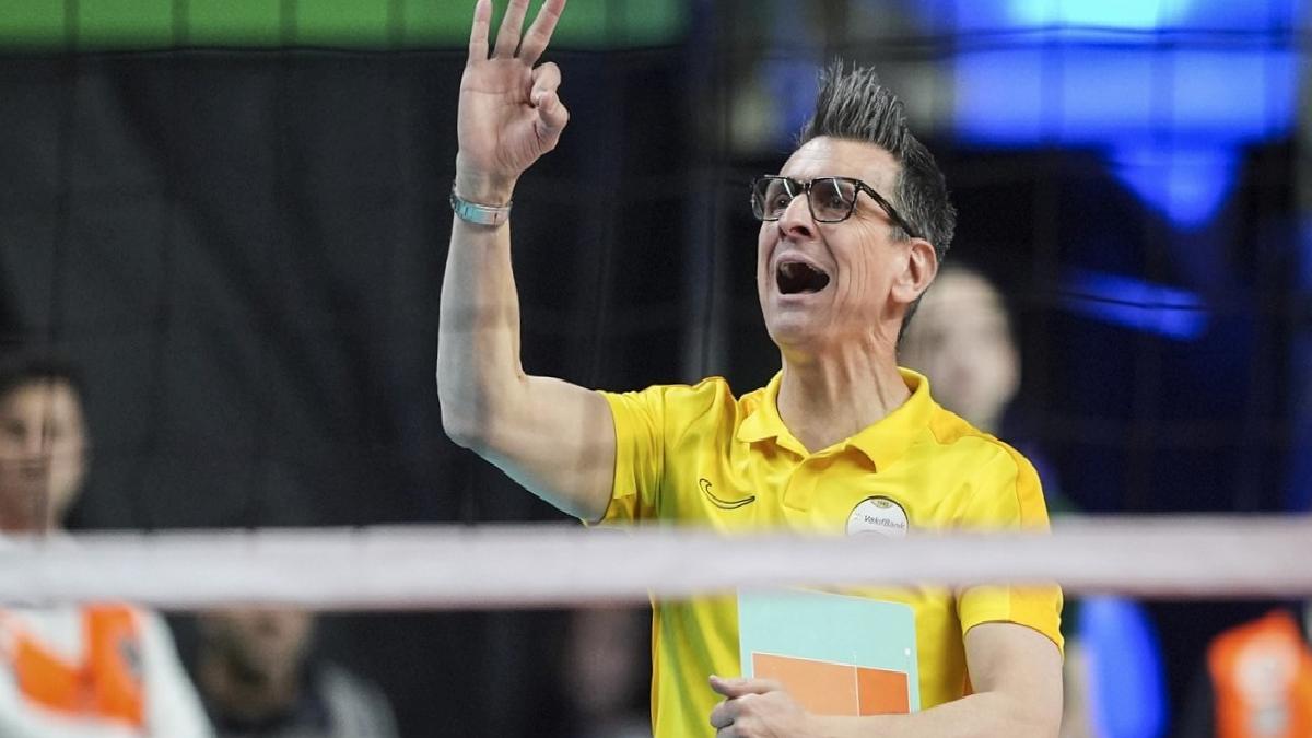 Giovanni Guideti: Taraftarlara daha düzgün bir voleybol seyrettirmeyi isterdik