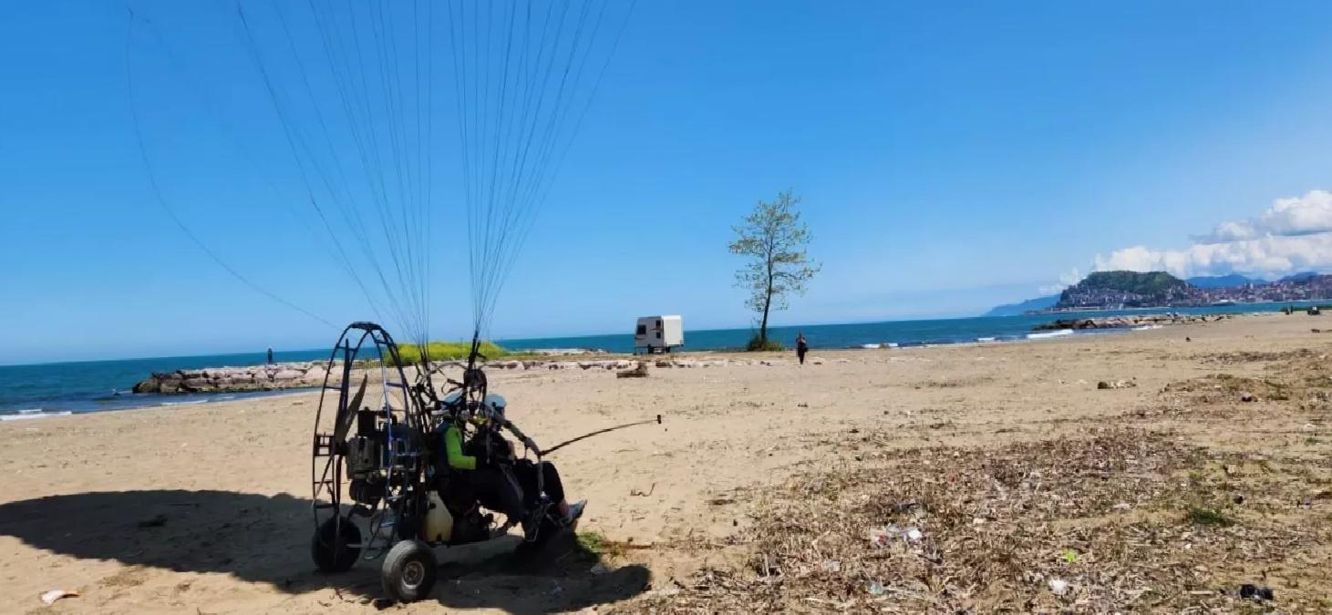 Giresun’da Paramotor Denize Düştü
