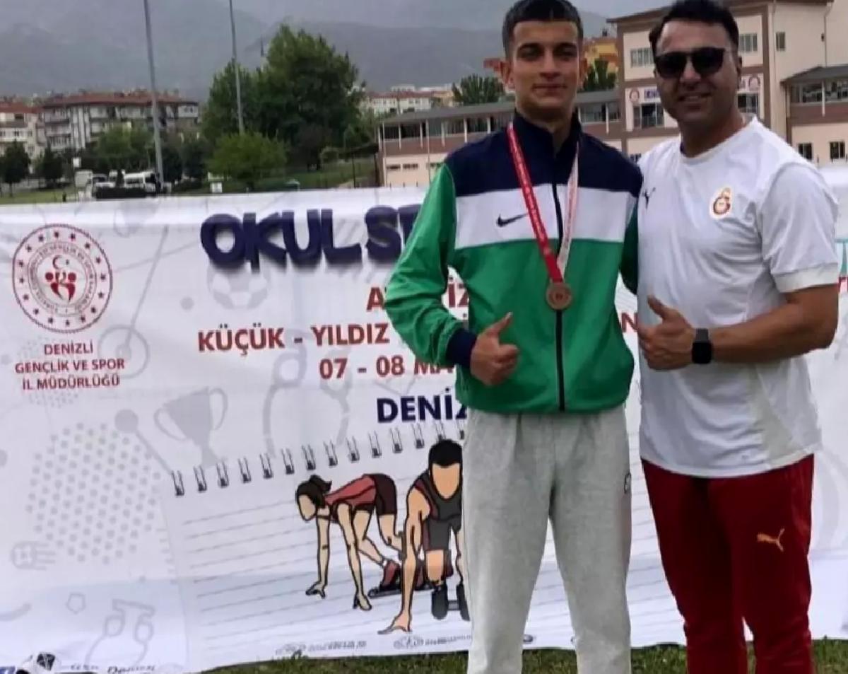 Görkem Efe Tan Türkiye Üçüncüsü
