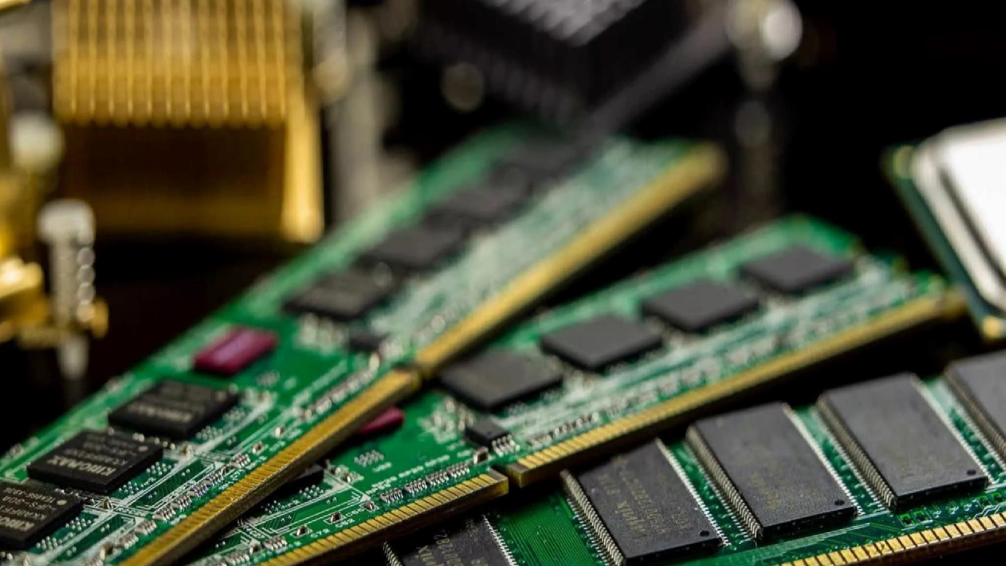 Günümüz bellek kapasitelerini 10’a katlayan 3D X-DRAM bellek