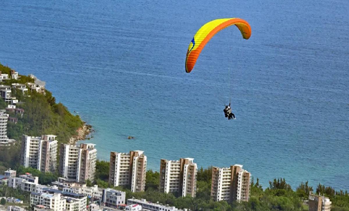 Hainan’da Yamaç Paraşütü İlgi Görüyor