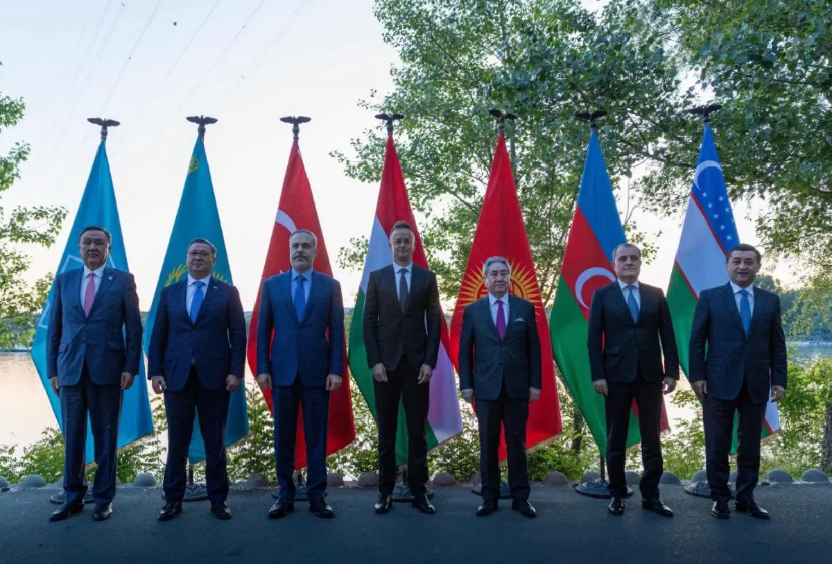 Hakan Fidan Budapeşte’de TDT Doruğu Öncesi Toplandı