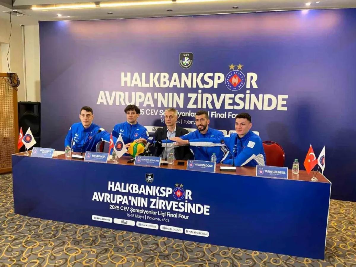 Halkbank Dörtlü Finalde Savaşacak