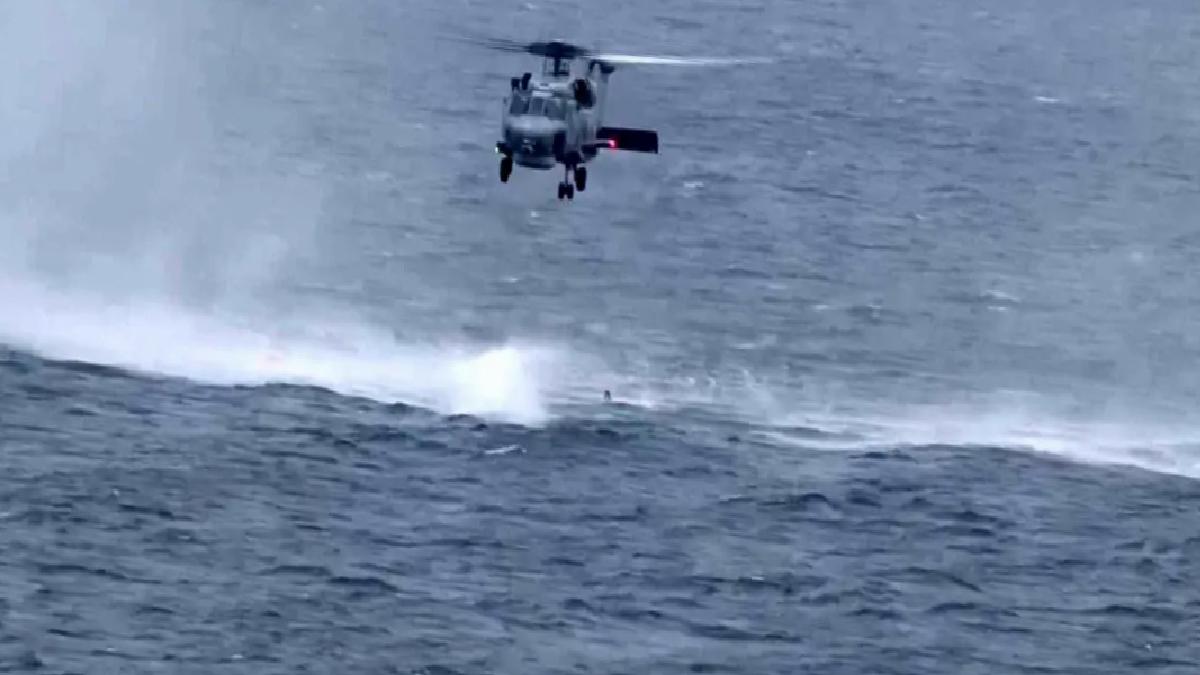 Helikopter Acil İniş Yaptı