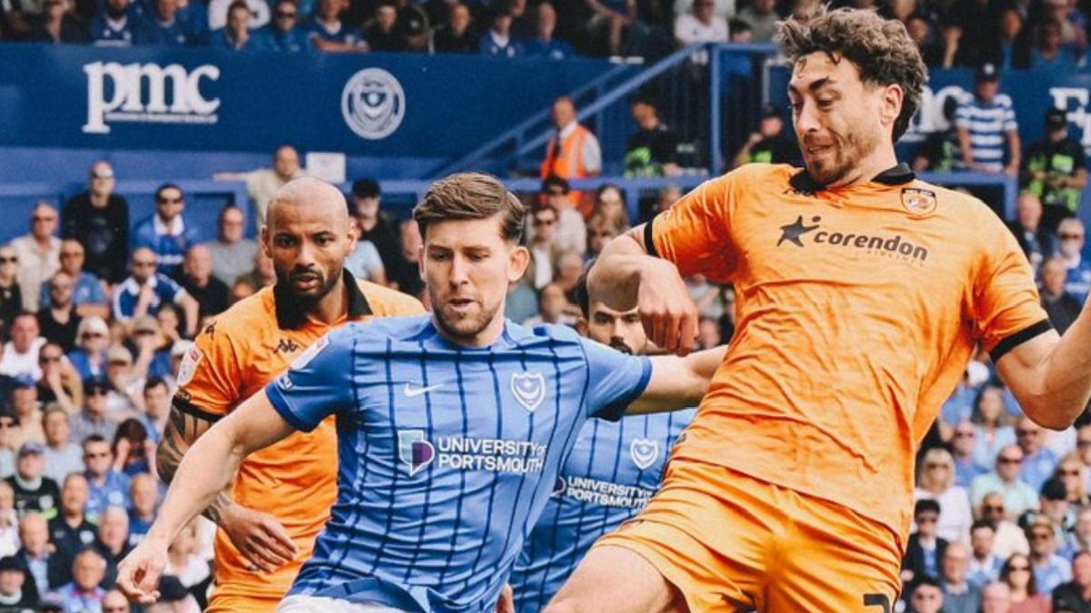 Hull City, İngiltere Championship’te kaldı