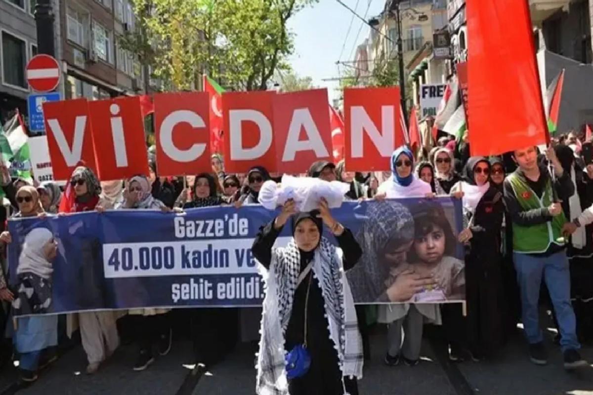 İHH’dan Gazze’ye Takviye Yürüyüşü