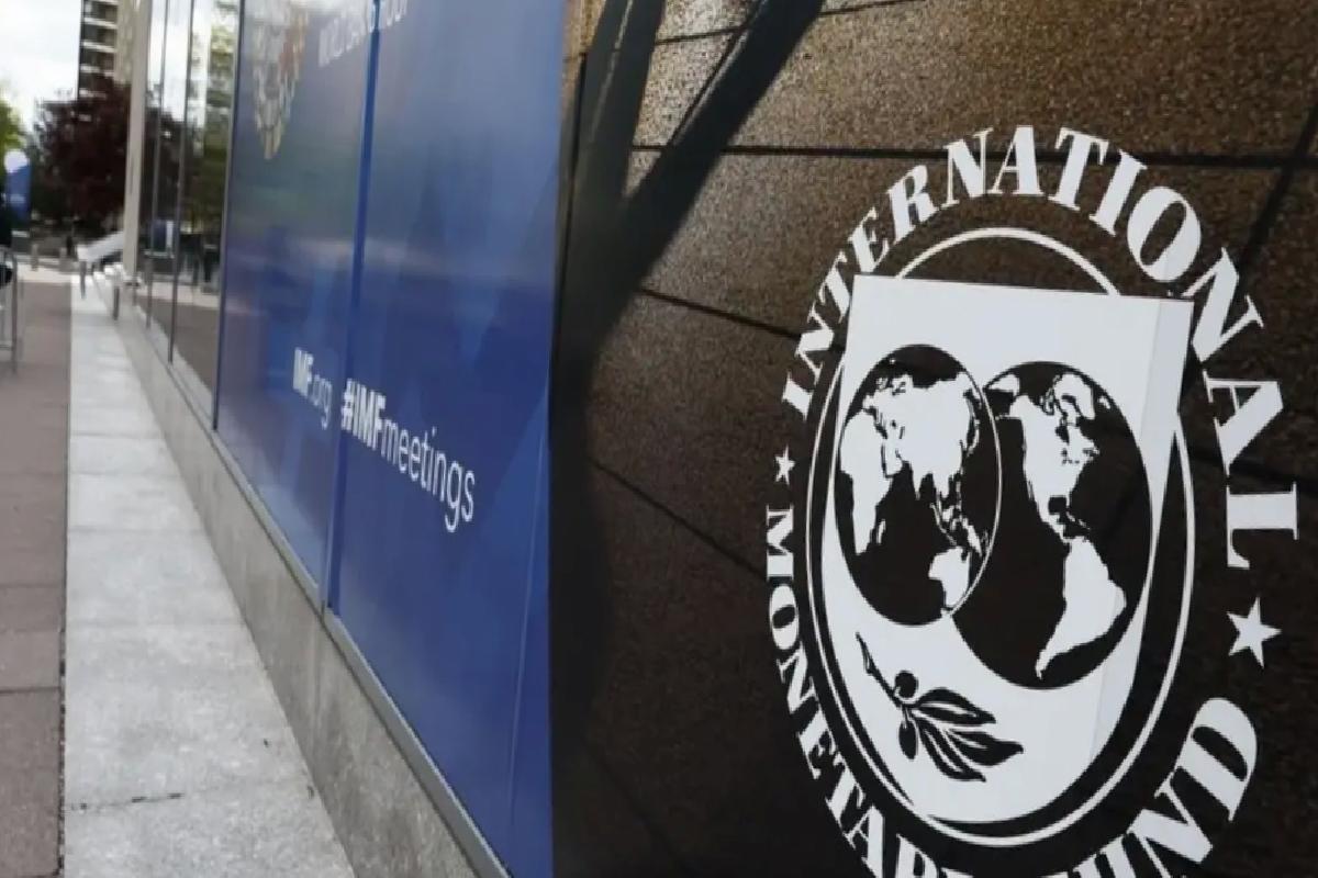 IMF, Pakistan’a 1,4 Milyar Dolar Kredi Onayladı