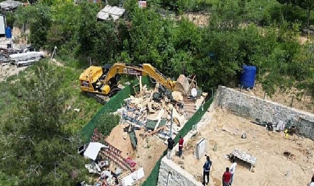 İnegöl Belediyesi Kaçak Yapı ile Uğraşını Sürdürüyor