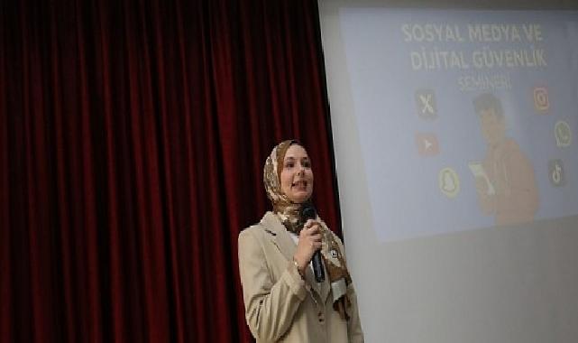 İnegöl’deki öğrencilere “Dijital Güvenlik” semineri