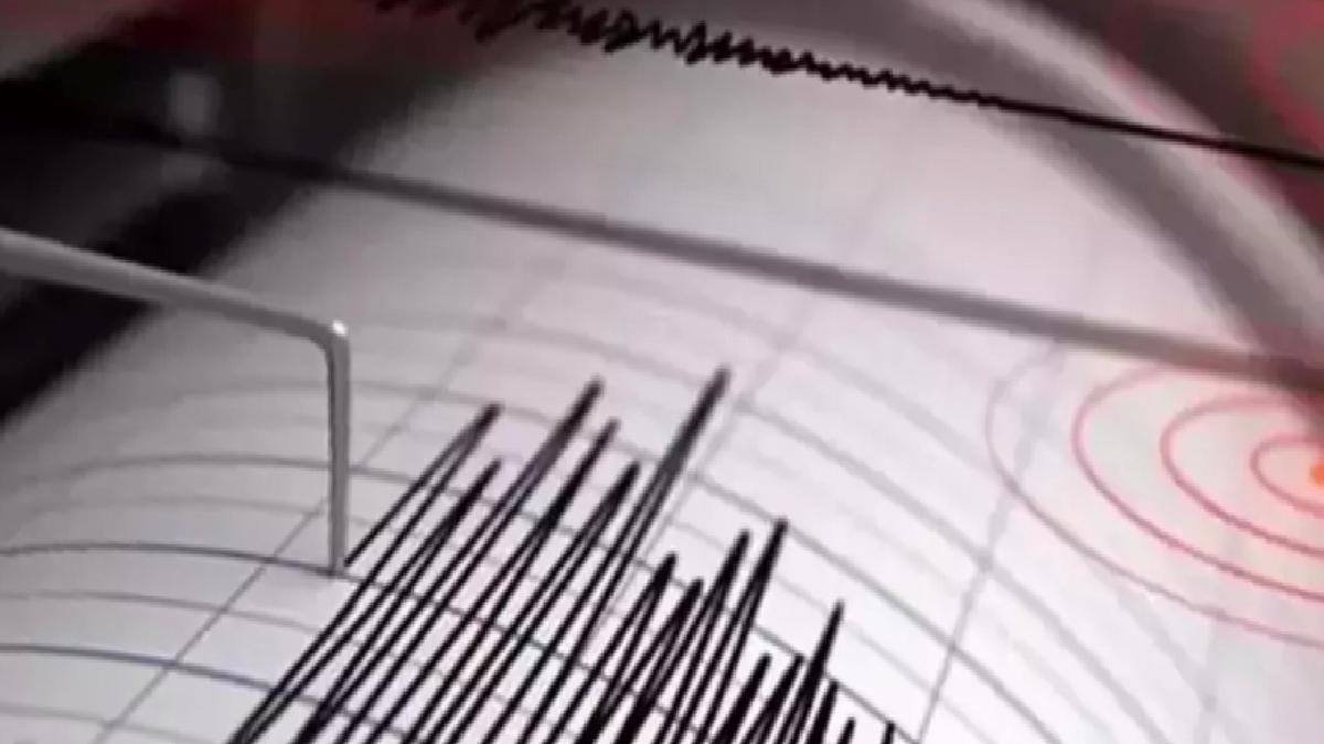 İran’da 5 Büyüklüğünde Zelzele