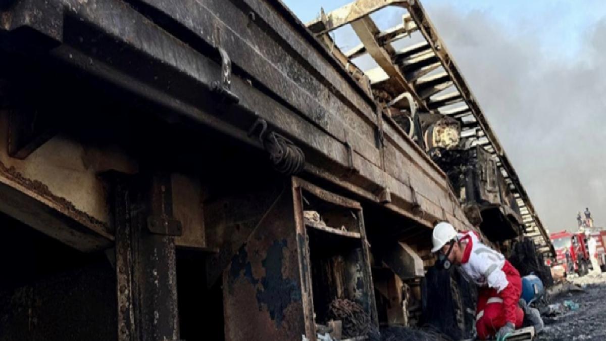 İran’da büyük patlamanın yaşandığı limandaki hasarın maliyeti muhakkak oldu