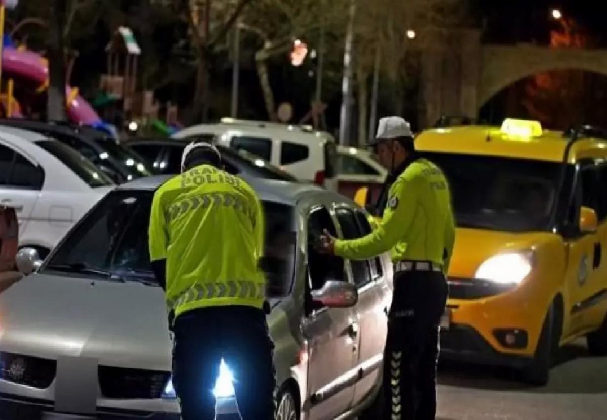 Isparta’da Trafik Kontrolü: 15 Şoföre Ceza