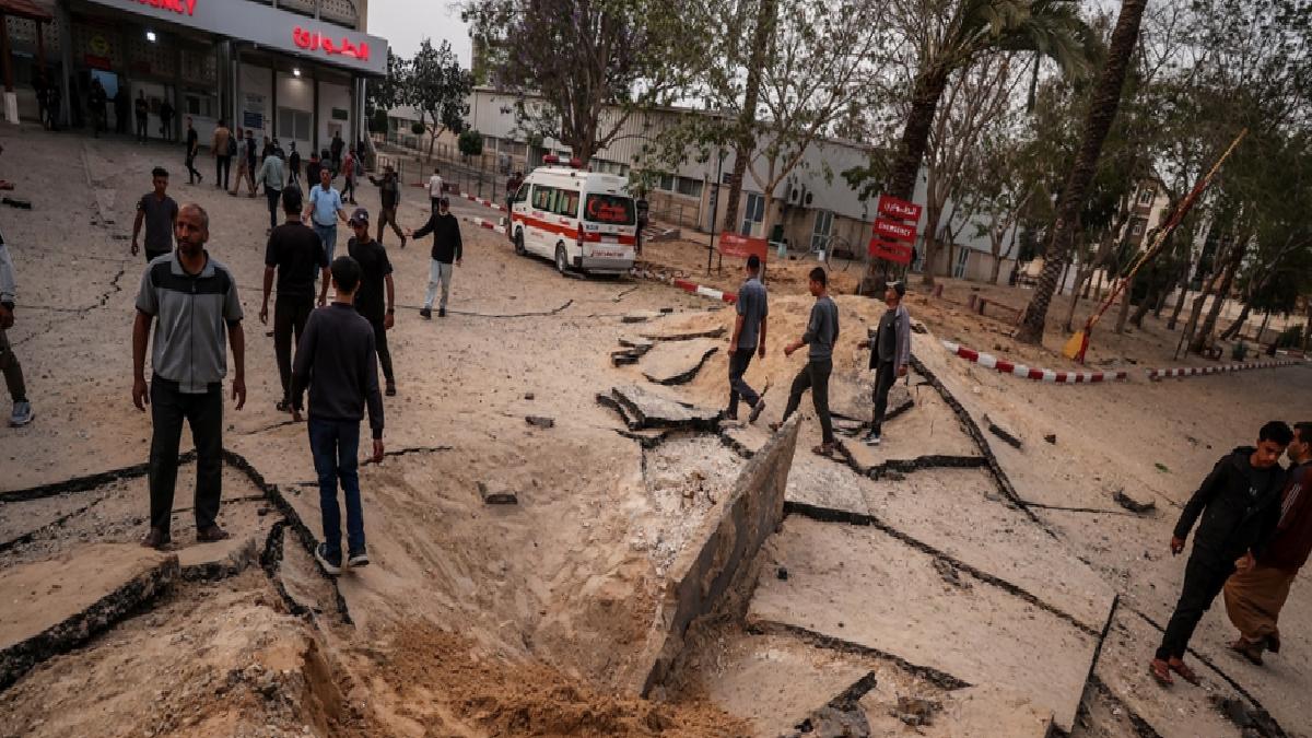 İsrail, Gazze’de Avrupa Hastanesi’ni vurdu: 16 meyyit