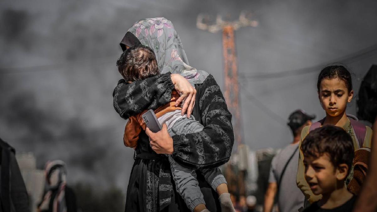 İsrail’in hücumları altındaki Gazze’de can kaybı 52 bin 862’ye yükseldi