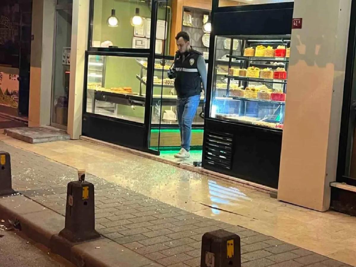 İstanbul’da Genç Kafede Silahlı Taarruza Uğradı