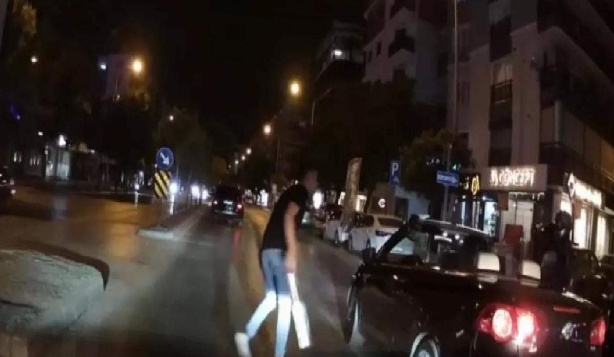 İzmir’de Trafik Tartışmasında Bıçaklı Atak