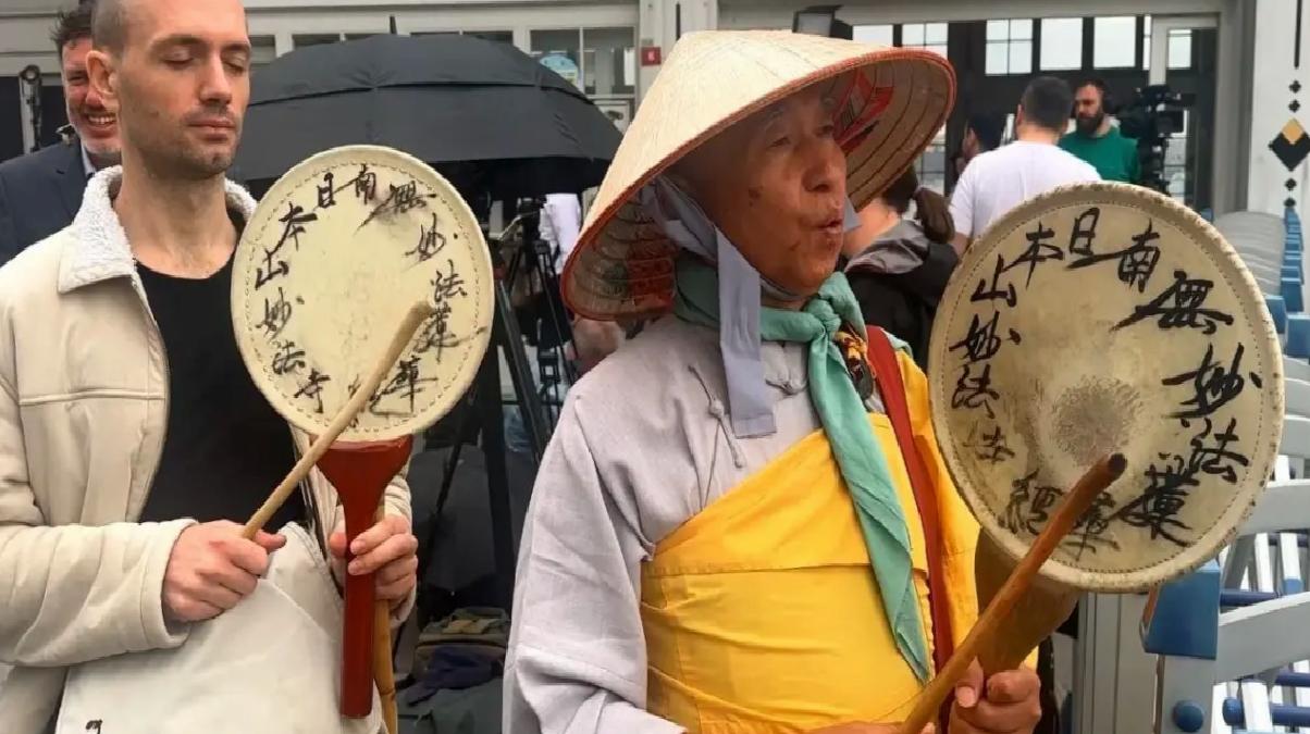Japon Barış Elçisi İstanbul’da Dua Etti