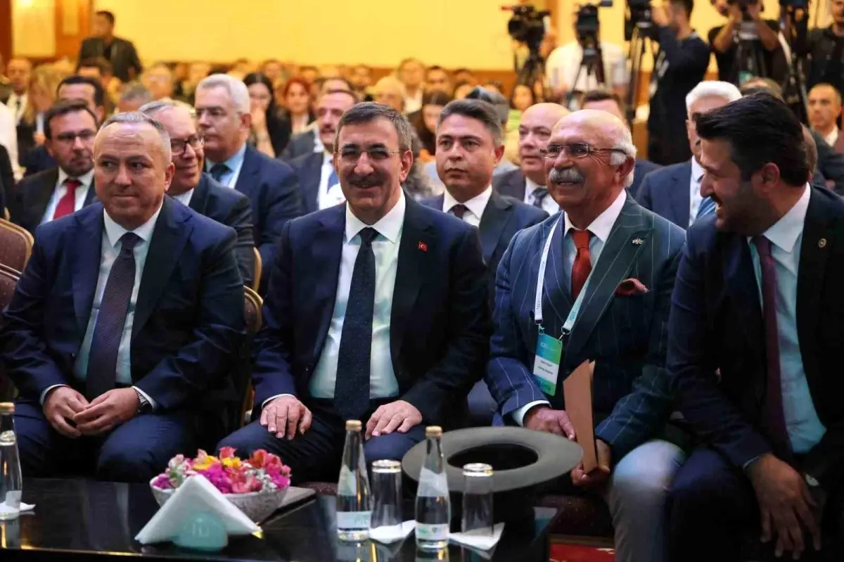 Jeotermal Güç Tepesi’nde Cari Açık Vurgusu