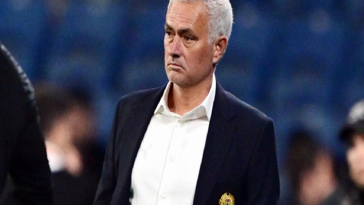 Jose Mourinho, birinci 11’i bir defa daha değiştirdi