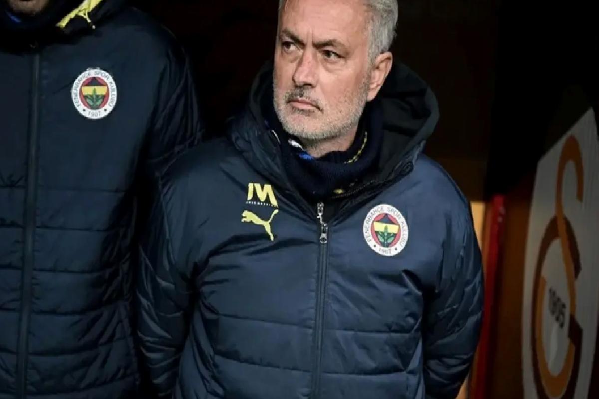 Jose Mourinho Fenerbahçe’den gidiyor! İşte yerine gelebilecek iki aday