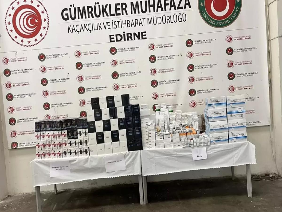 Kaçak Eser Taşıyan Tır Durduruldu