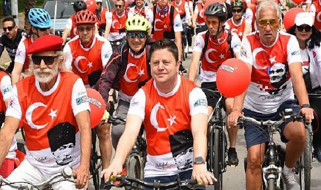 Kadıköy’de 19 Mayıs Coşkusu