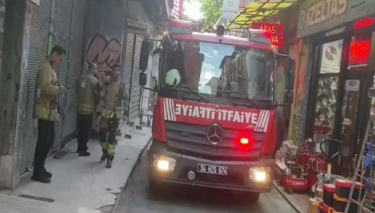 Karaköy’de Hırdavatçı Meyyit Bulundu
