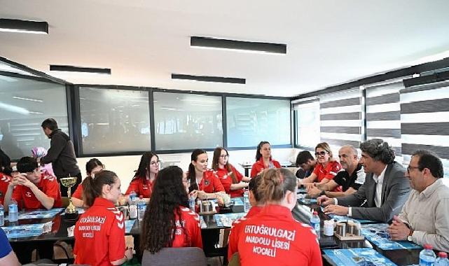 Kartepeli Öğrenciler Türkiye Şampiyonu Oldu