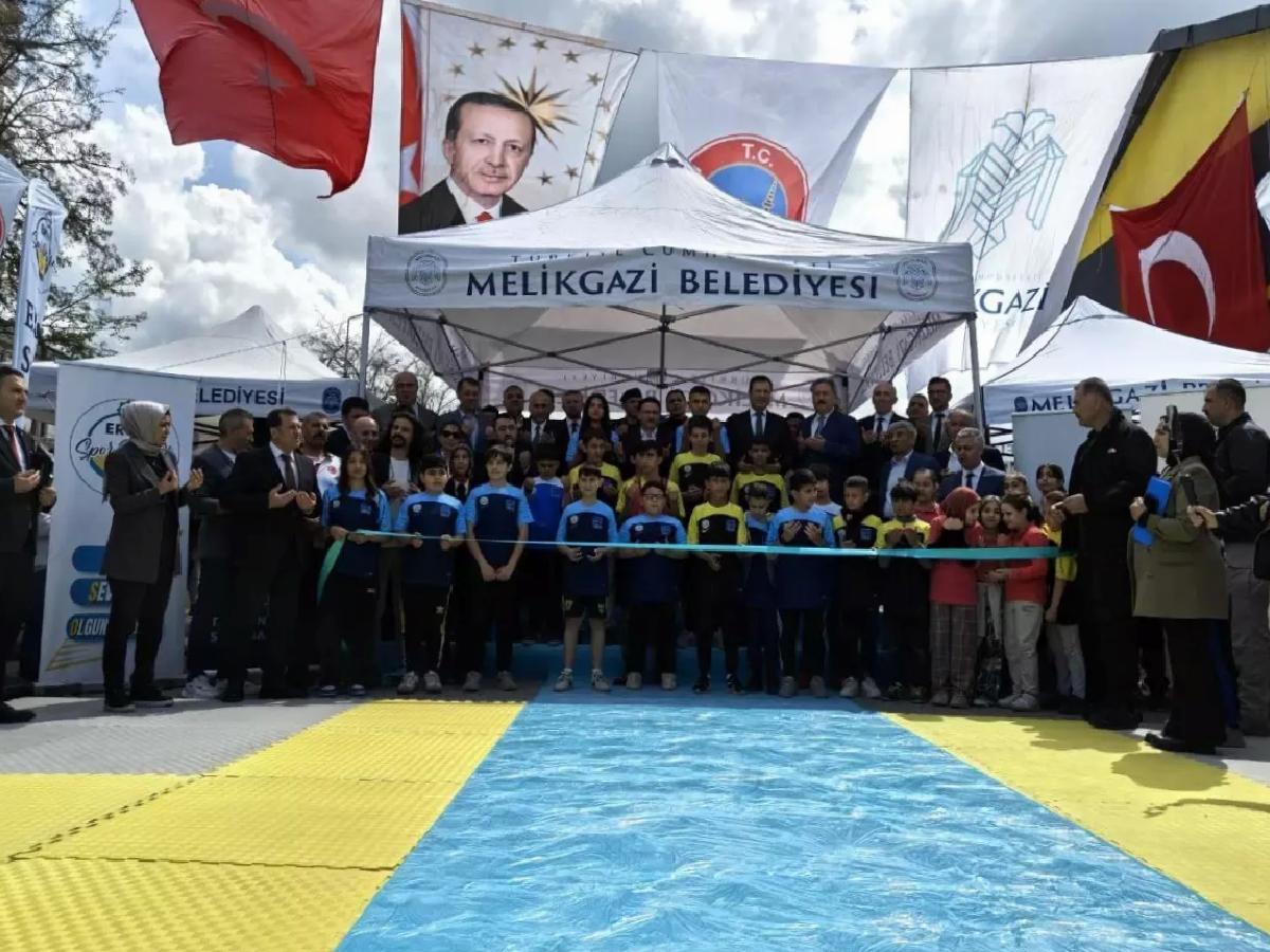 Kayseri’de 53. ERVA Spor Okulları Açıldı