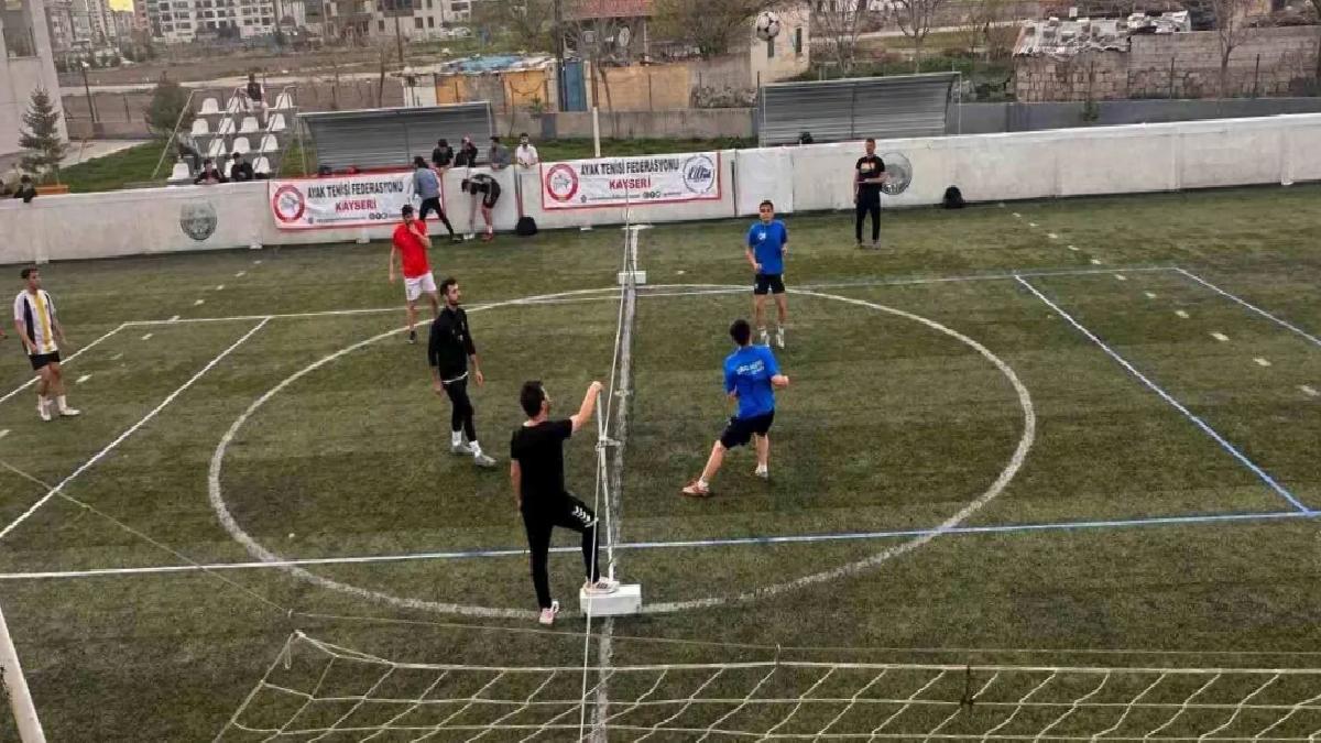 Kayseri’de Ayak Tenisi Turnuvası Tamamlandı