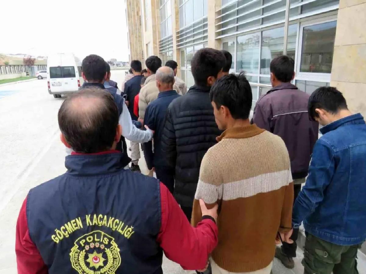 Kırşehir’de 18 Sistemsiz Göçmen Yakalandı