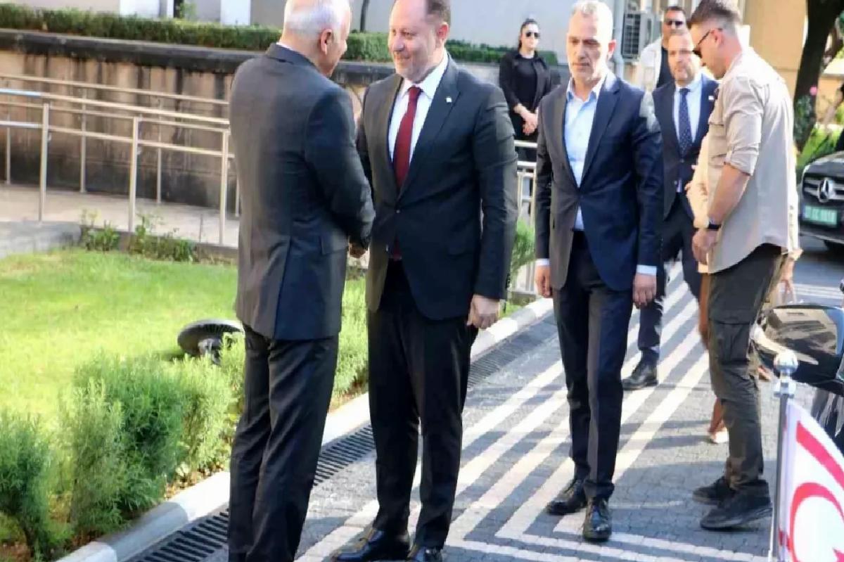 KKTC Meclis Başkanı Öztürkler, Diyarbakır’da