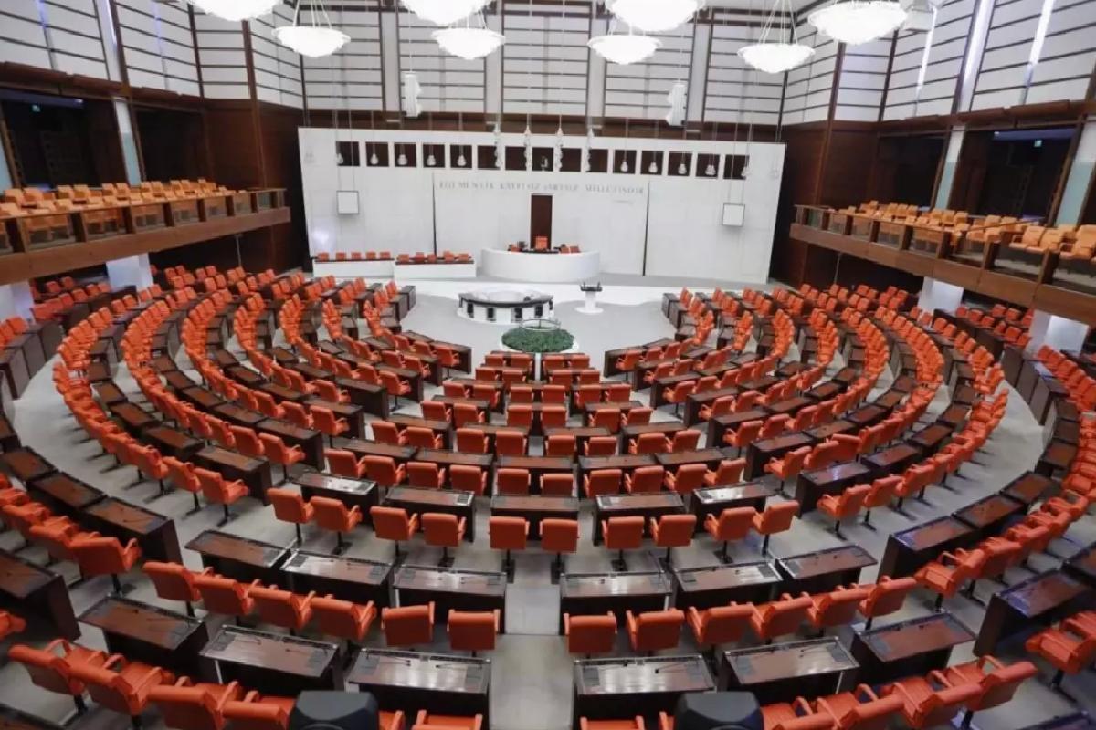Konya’daki zelzele TBMM’de de hissedildi