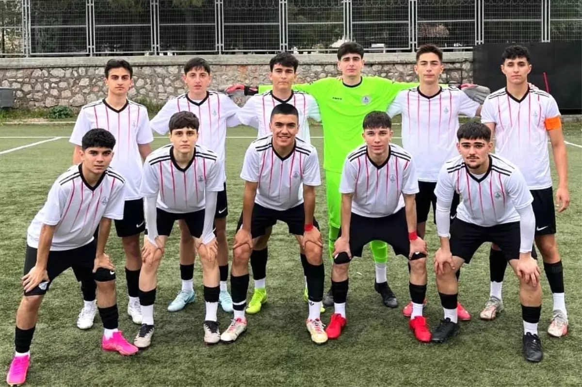 Körfez Gençlerbirliği U17 Şampiyon!