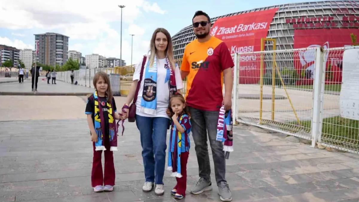 Kupaya Yanlışsız Dostluk ve Rekabet