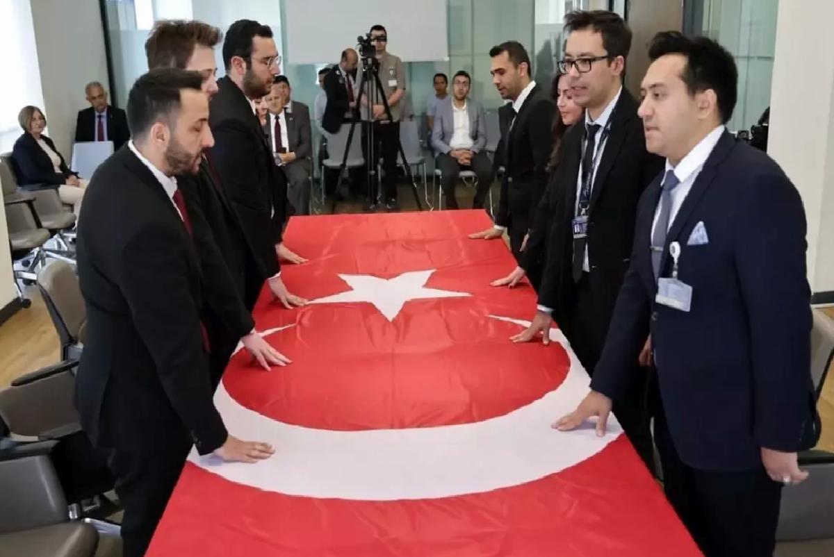 Kütahya Belediyesi’nde 8 İşçi İçin Yemin Merasimi Düzenlendi