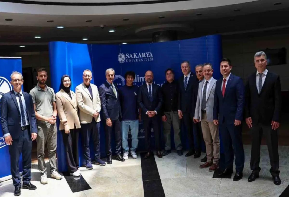 Lider Alemdar, Gençlerle Bir Gün Geçirdi
