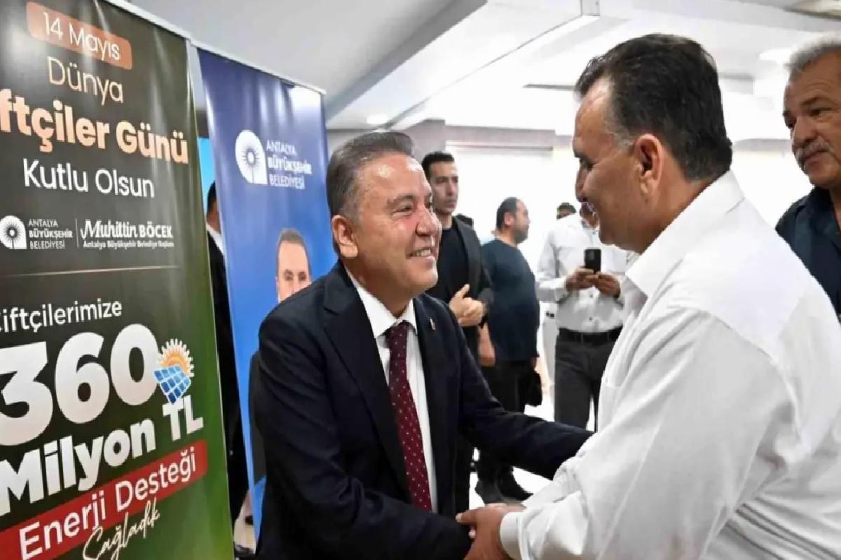 Lider Böcek, Dünya Çiftçiler Günü’nde Çiftçilerle Buluştu