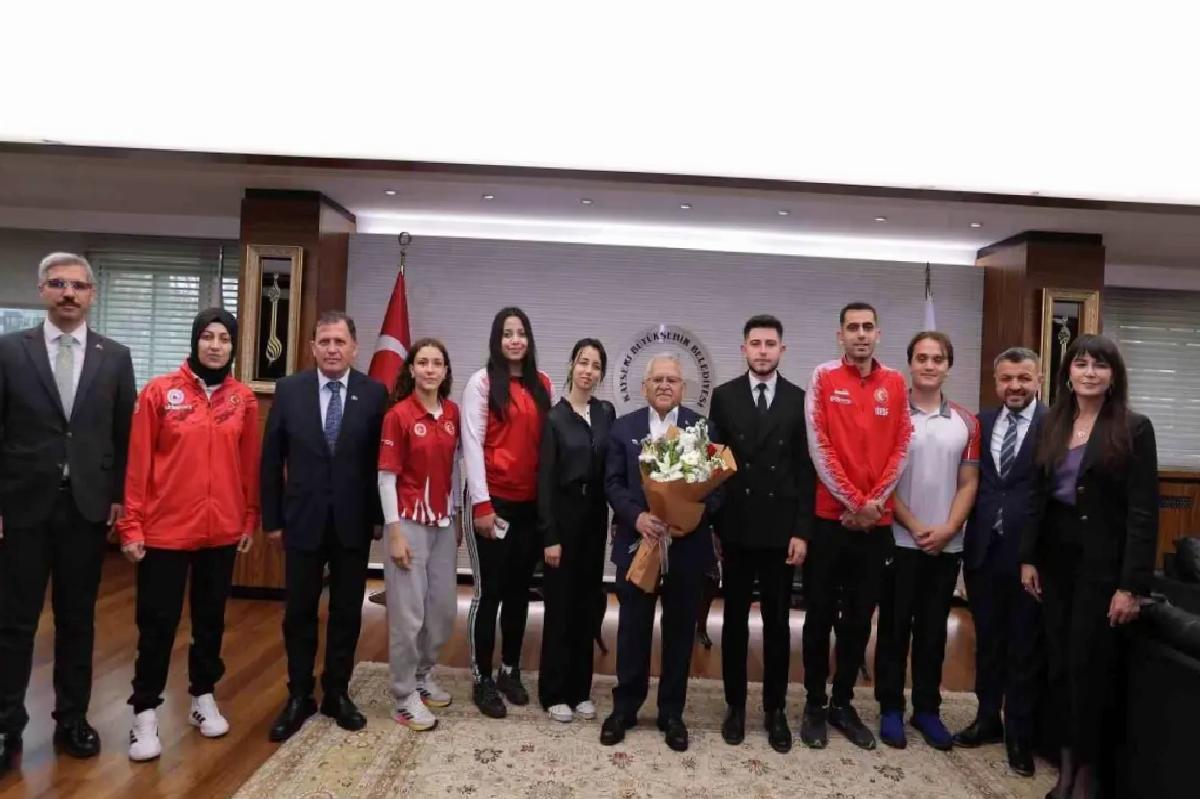 Lider Büyükkılıç’tan Gönül Belediyeciliği Örneği