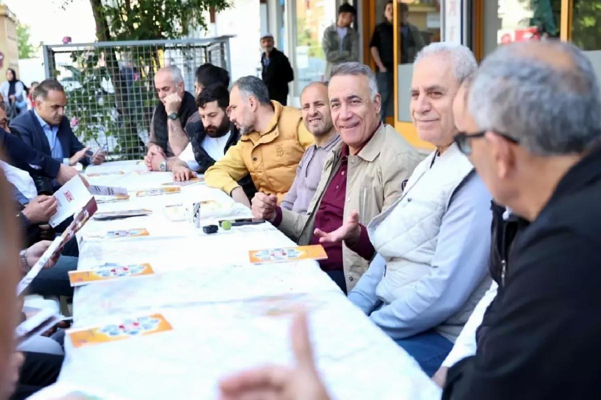 Lider Dursun, Esnafla Gönül Sofralarında Buluşuyor