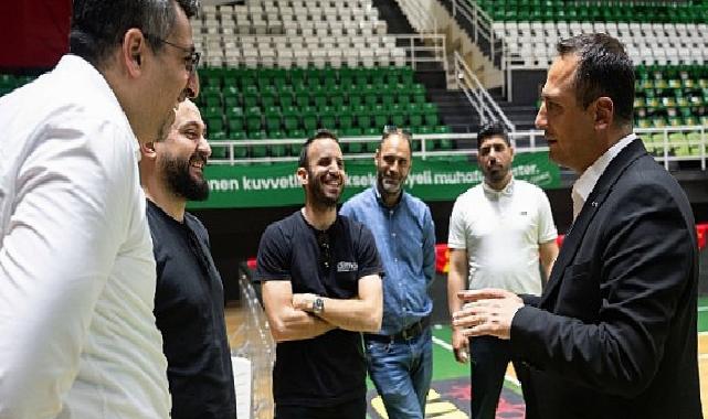Lider Eşki’den Göztepe’ye moral ziyareti