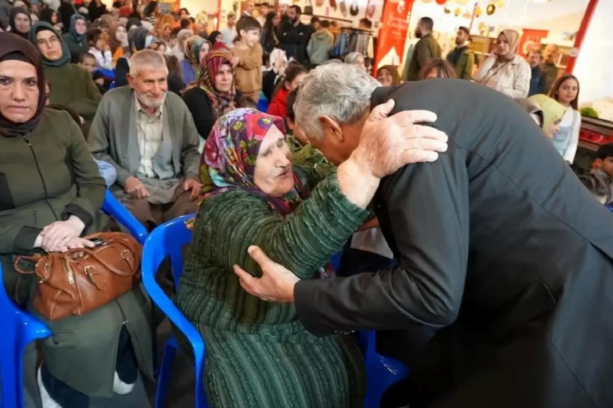 Lider Hallaç’tan Anneler Günü İletisi