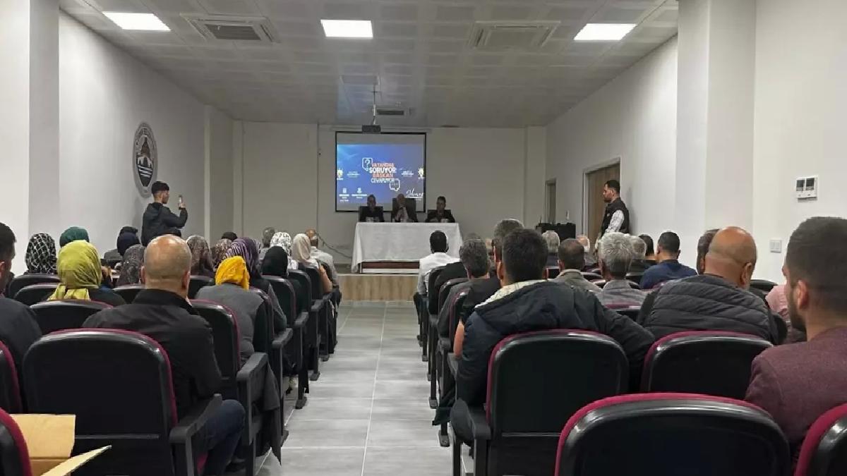 Lider Karamehmetoğlu, Vatandaşlarla Bir Ortaya Geldi