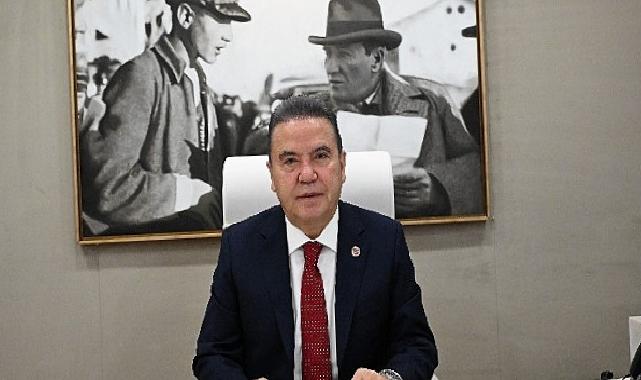 Lider Muhittin Böcek’in 19 Mayıs Atatürk’ü Anma Gençlik ve Spor Bayramı Bildirisi
