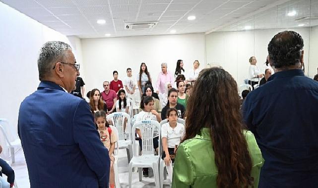 Lider Topaloğlu, kursiyerler ve velileriyle bir ortaya geldi