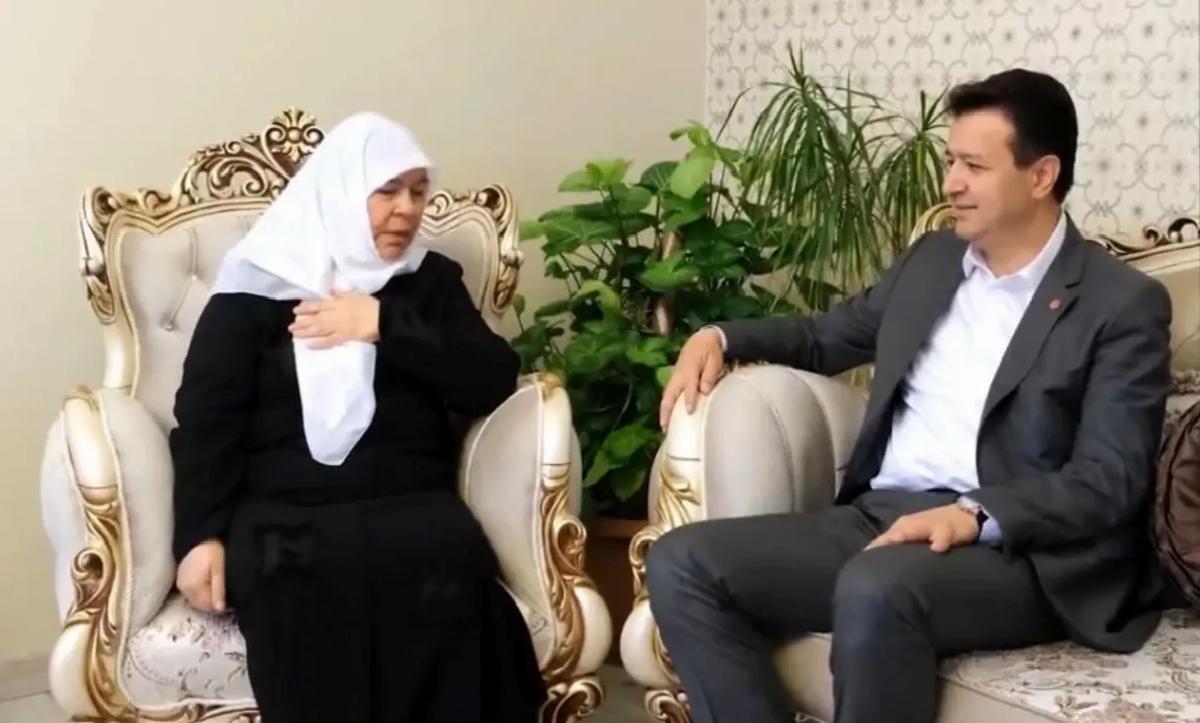 Mahmut Arıkan Anneler Günü’nü Kutladı