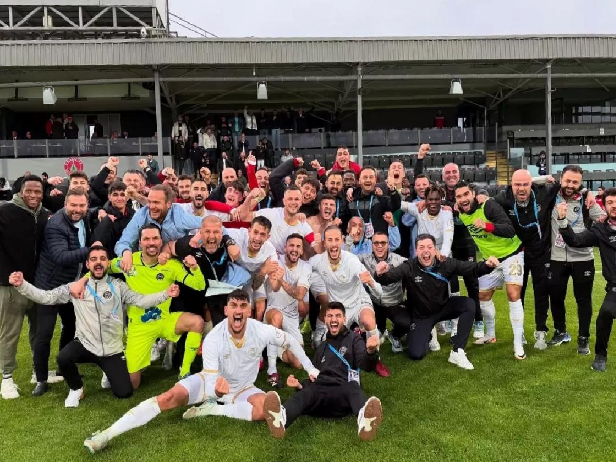 Manisa FK Ligde Kaldı!