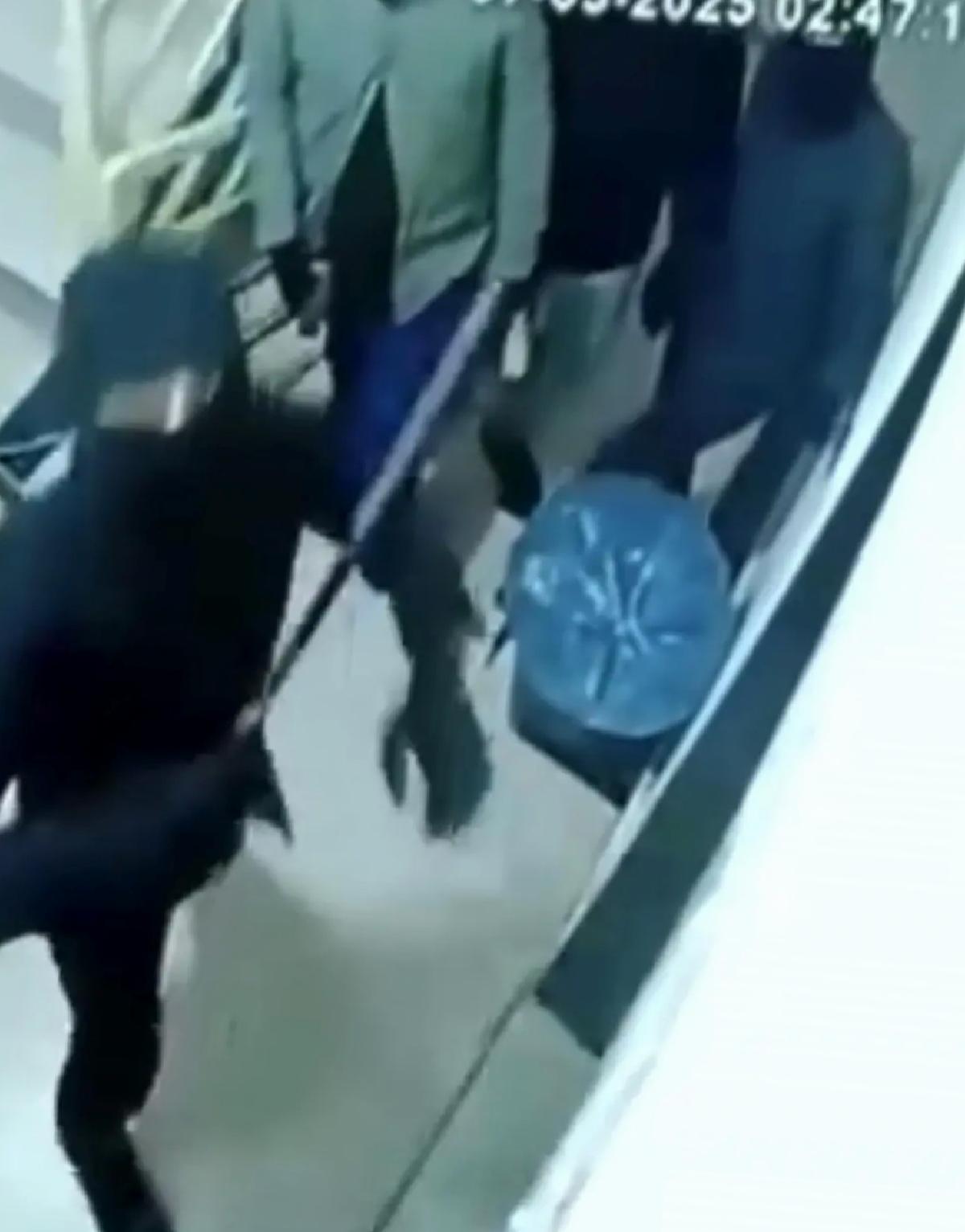 Mardin’de Kapı Kıran Maske-İkili Kaçtı